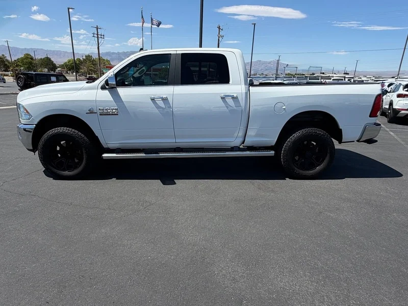 Used 2018 Bright White Clea Ram Big Horn image 6