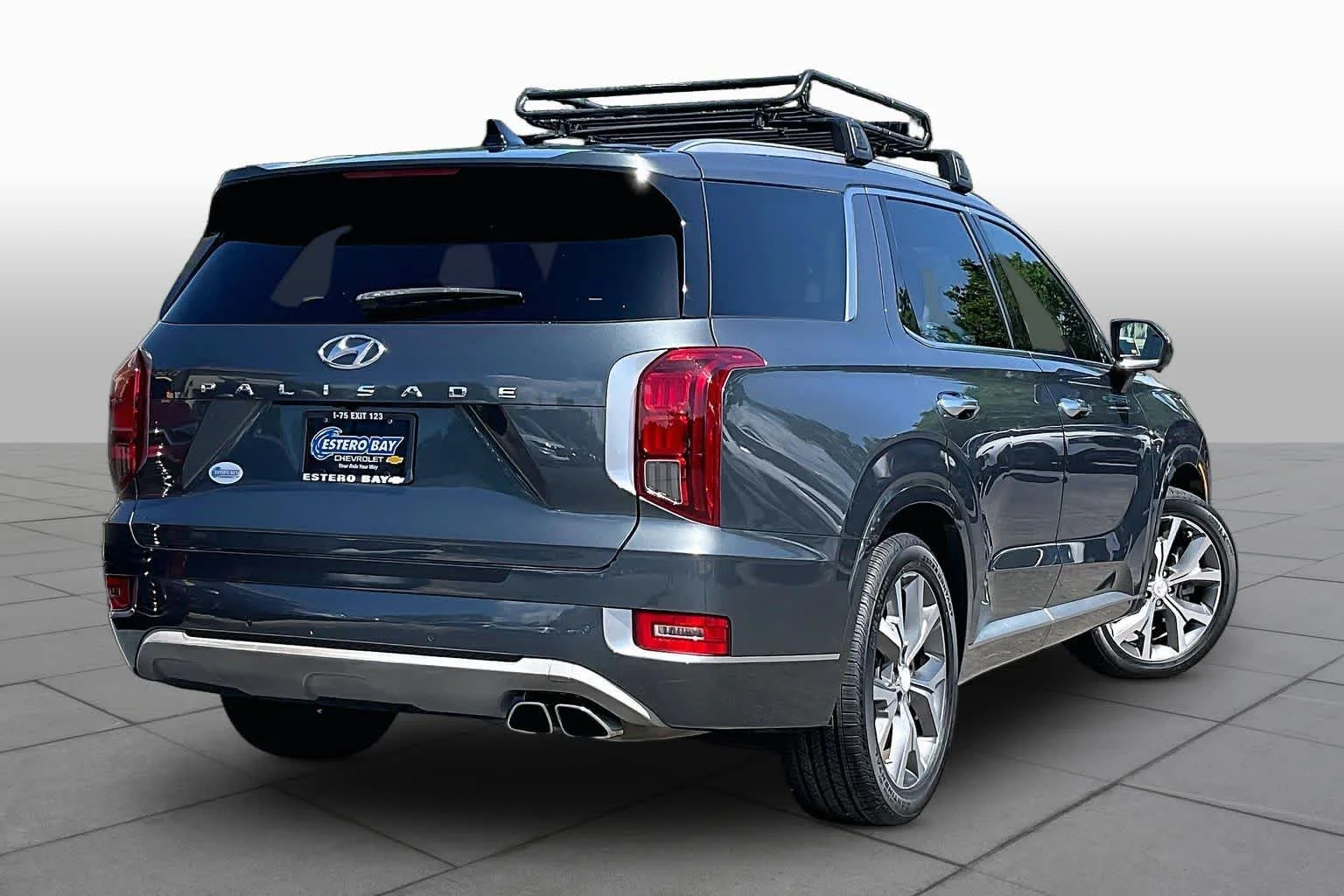Used 2022 Steel Graphite Hyundai Limited image 24