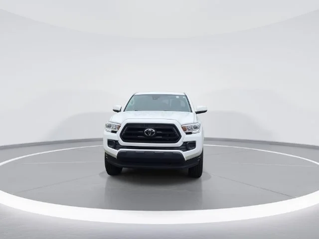 Used 2022 White Toyota SR image 3