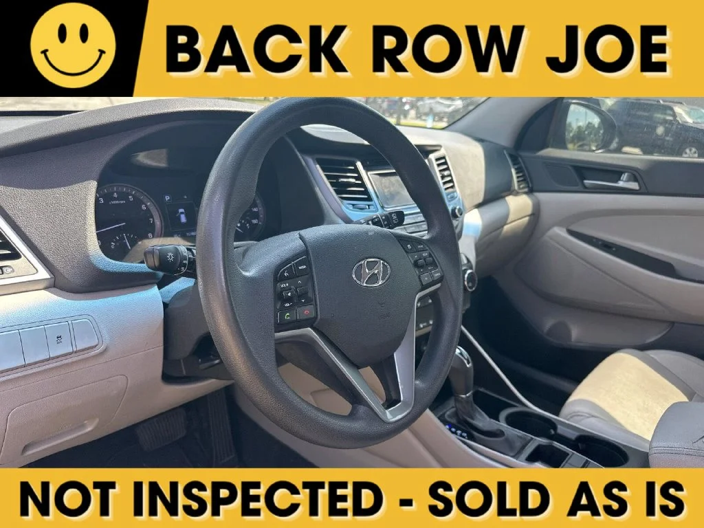 Used 2016 Black Noir Pearl Hyundai SE image 13