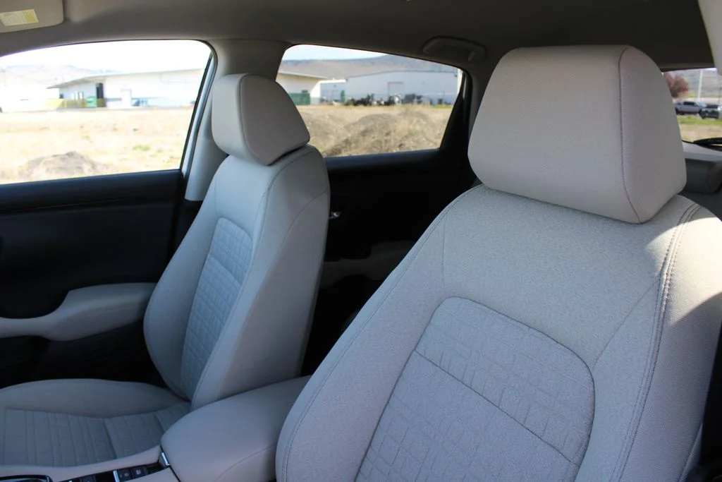 New 2026 Platinum White Pearl Honda AWD LX image 15