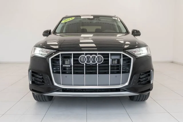Used 2023  Audi 55 Premium Plus image 5