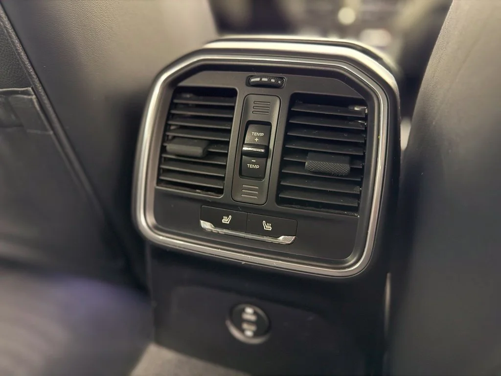 Certified Used 2022  Porsche  image 28