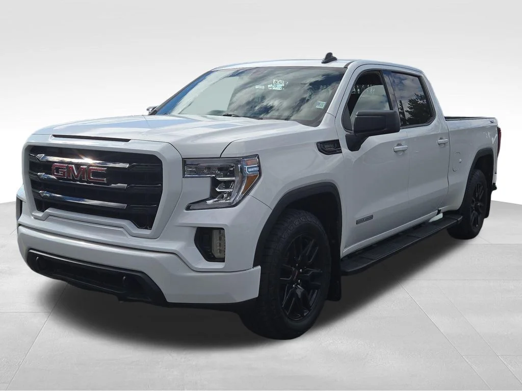Used 2021 White GMC Elevation image 15