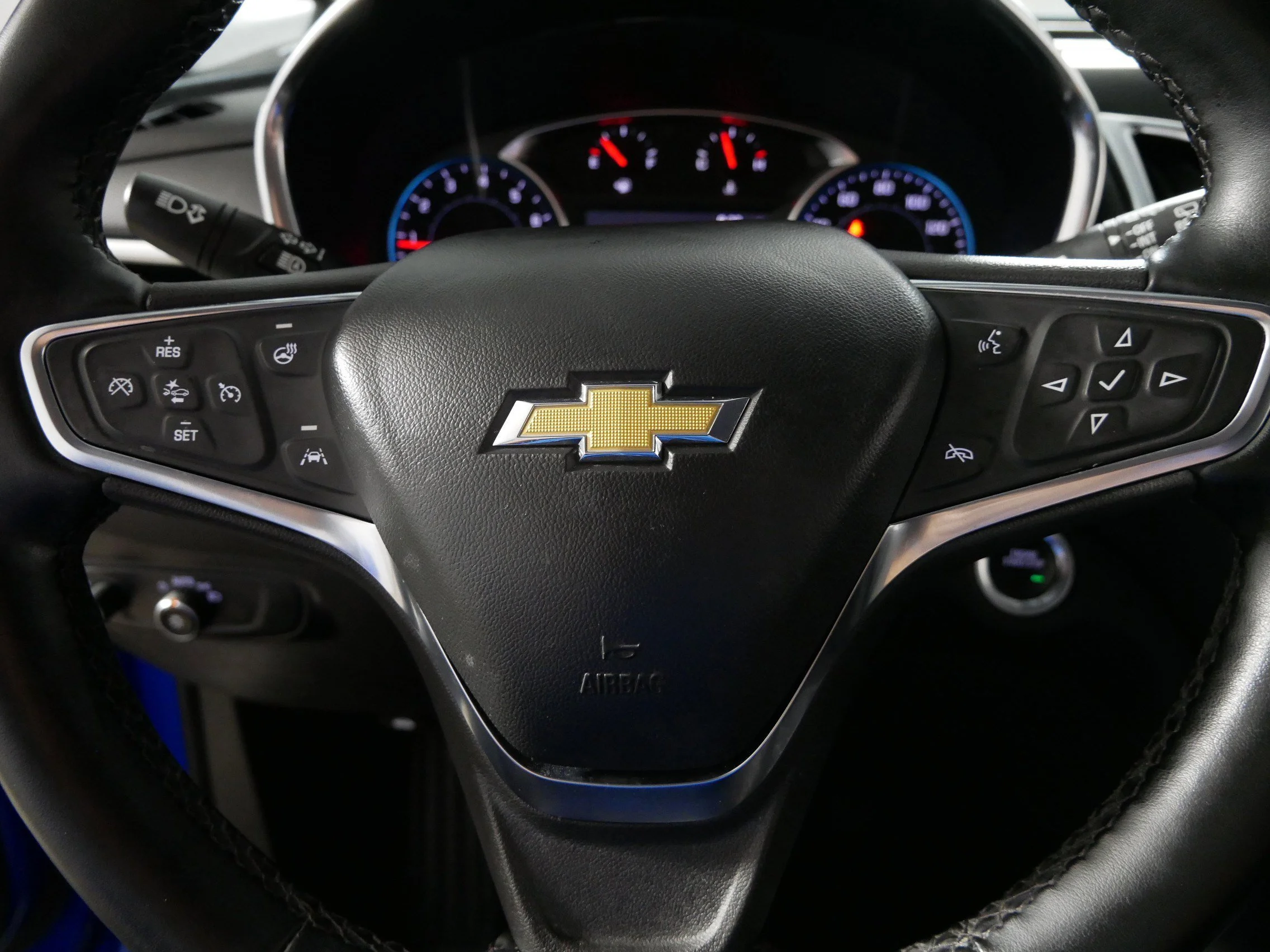 Used 2024 Riptide Blue Metallic Chevrolet LT image 25