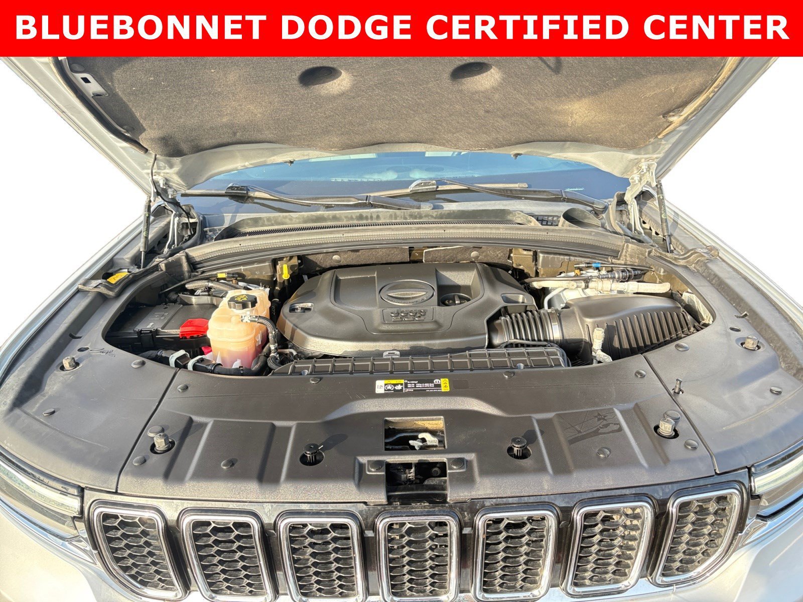 Certified Used 2022 Silver Zynith Jeep Overland image 23