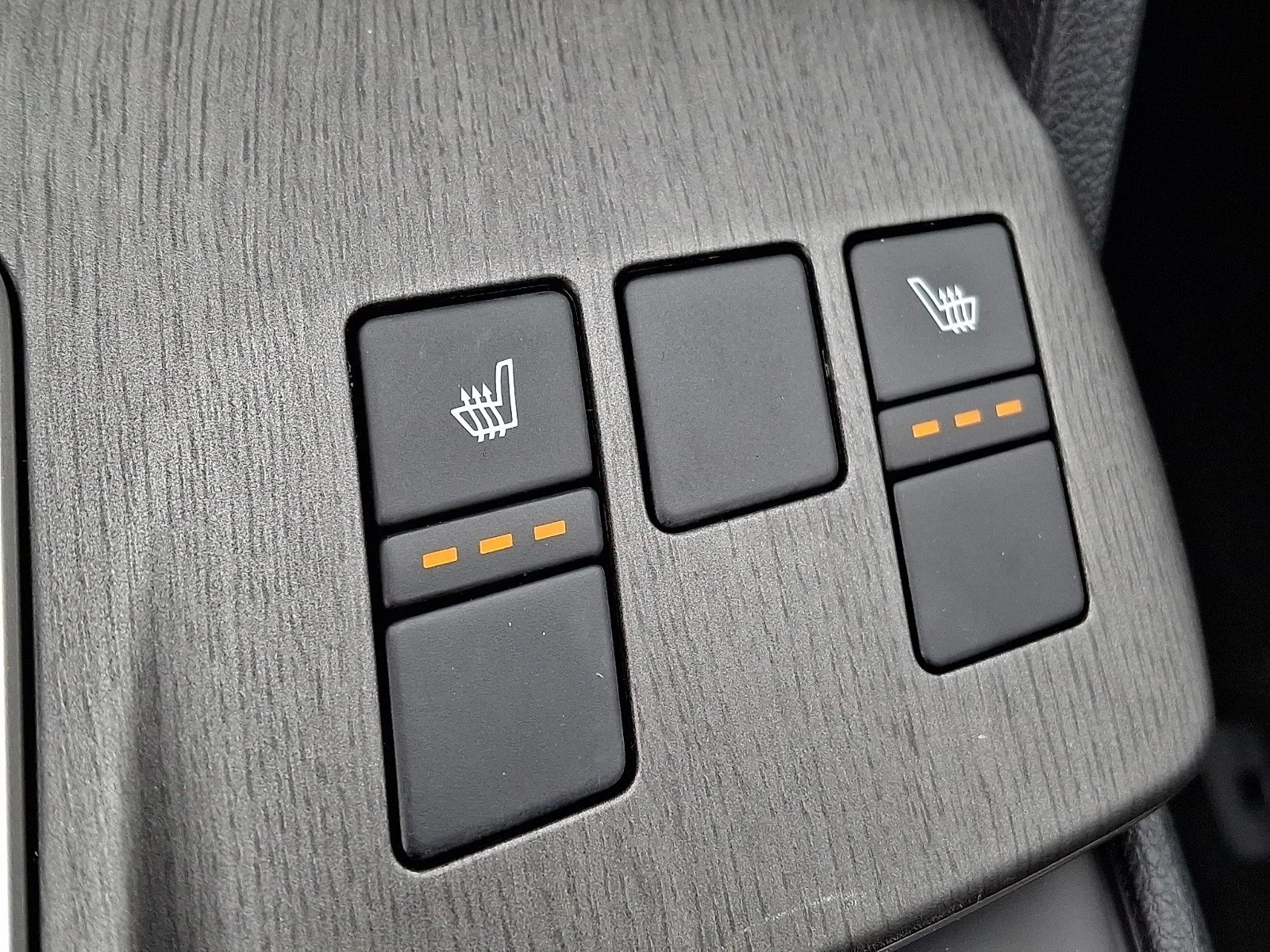 New 2026 Wolf Gray Kia X-Line image 11