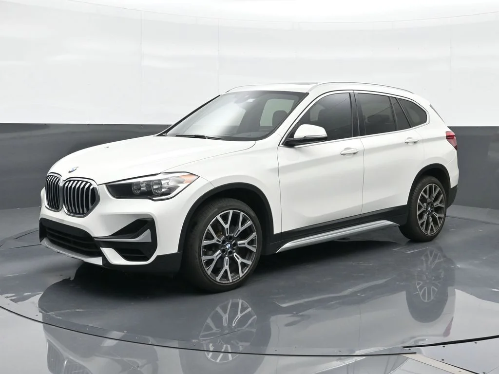 2021 BMW X1 sDrive28i's photo
