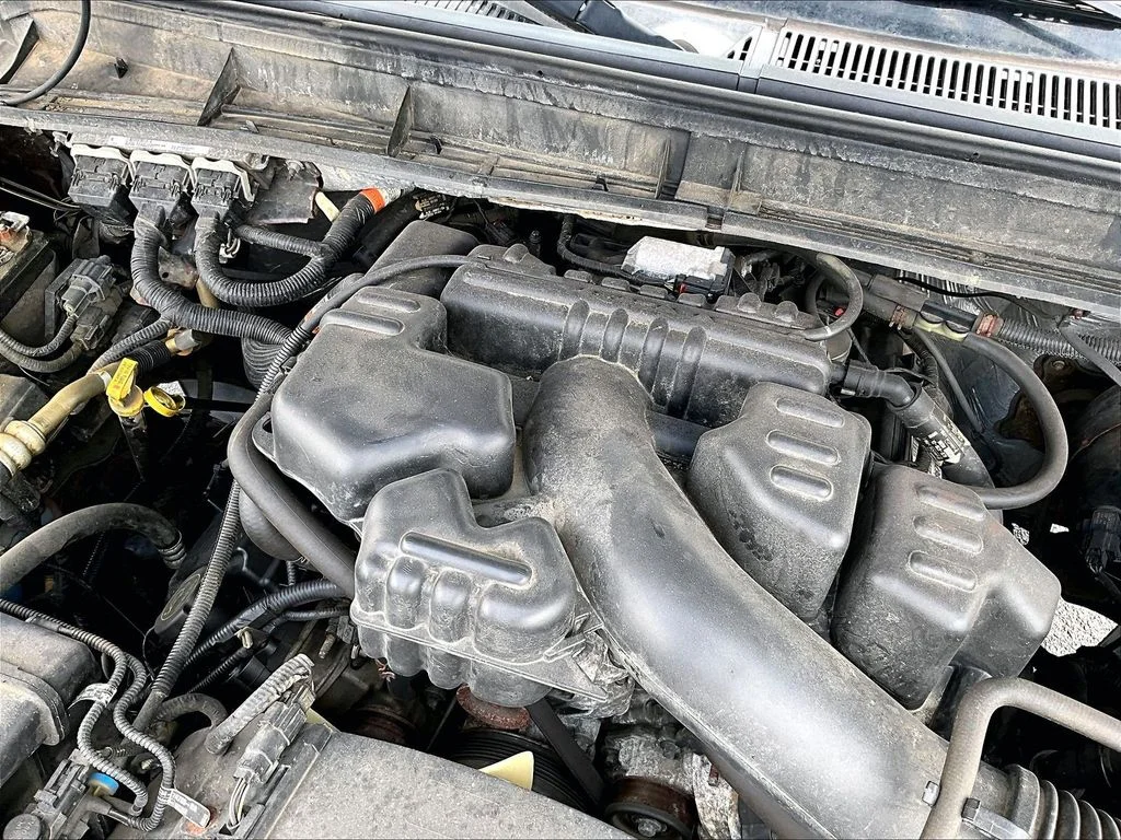 Used 2015 Brown Ford Lariat image 33