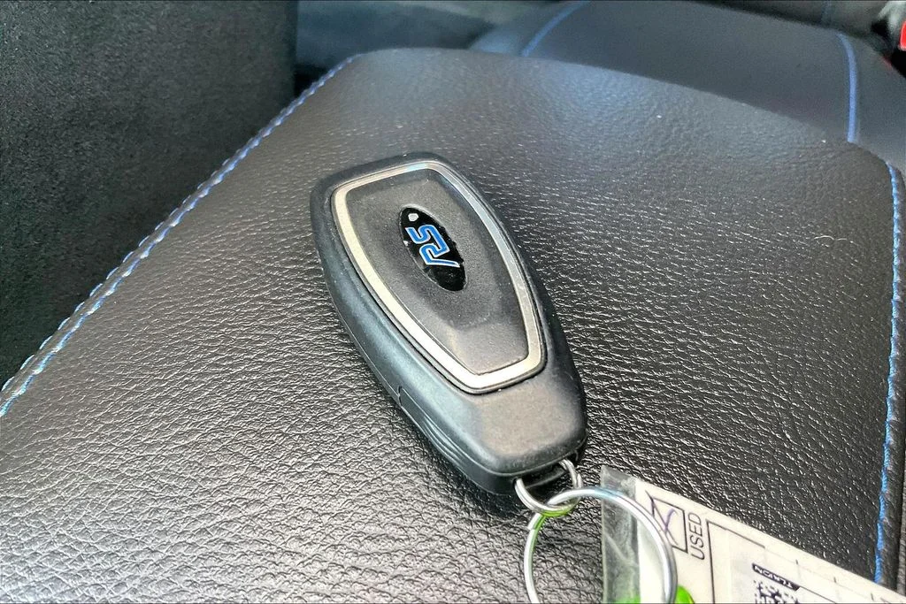 Used 2016 Blue Ford RS image 12