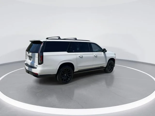 Used 2023 White Cadillac Sport Platinum image 7