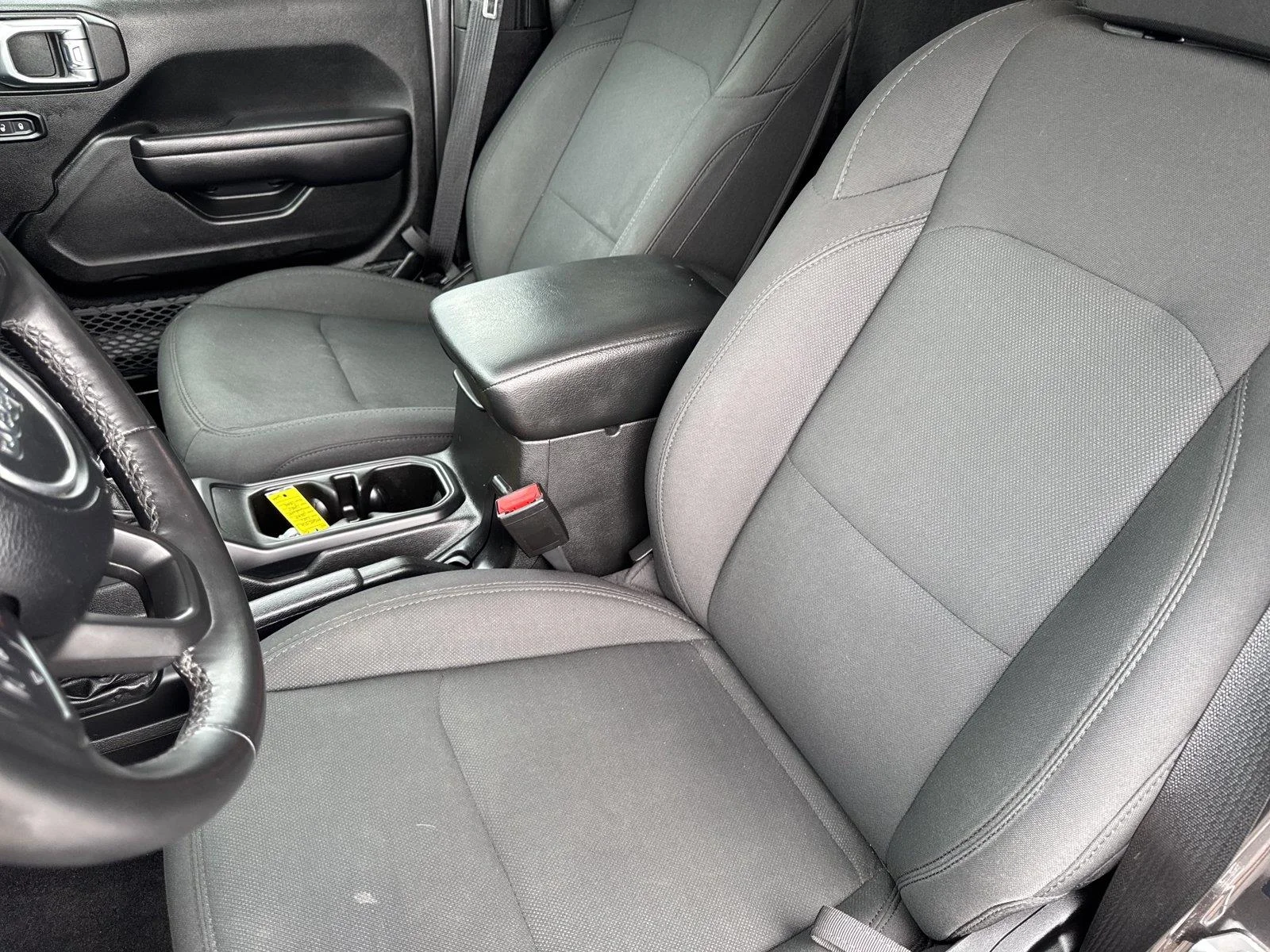 Used 2021 Granite Crystal Metallic Clearcoat Jeep Sport S image 11