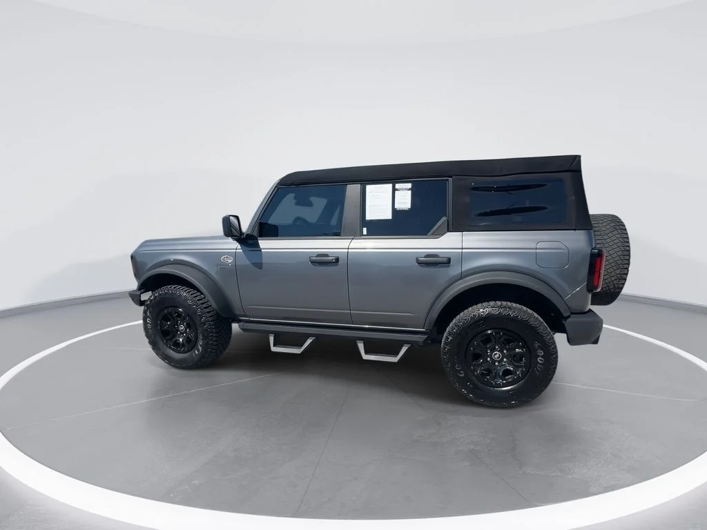 Used 2024 Gray Ford Wildtrak image 5