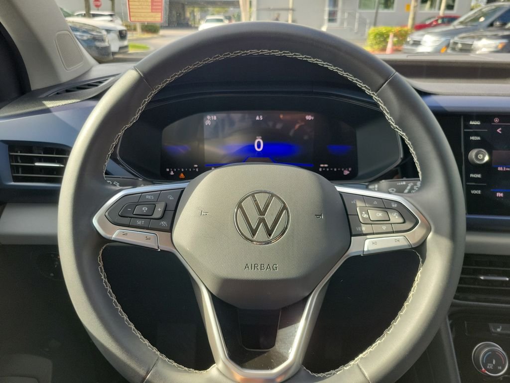 Certified Used 2023 Black Volkswagen 1.5T SE image 16