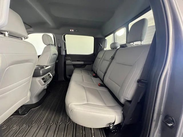 Used 2023 Gray Ford XLT image 13