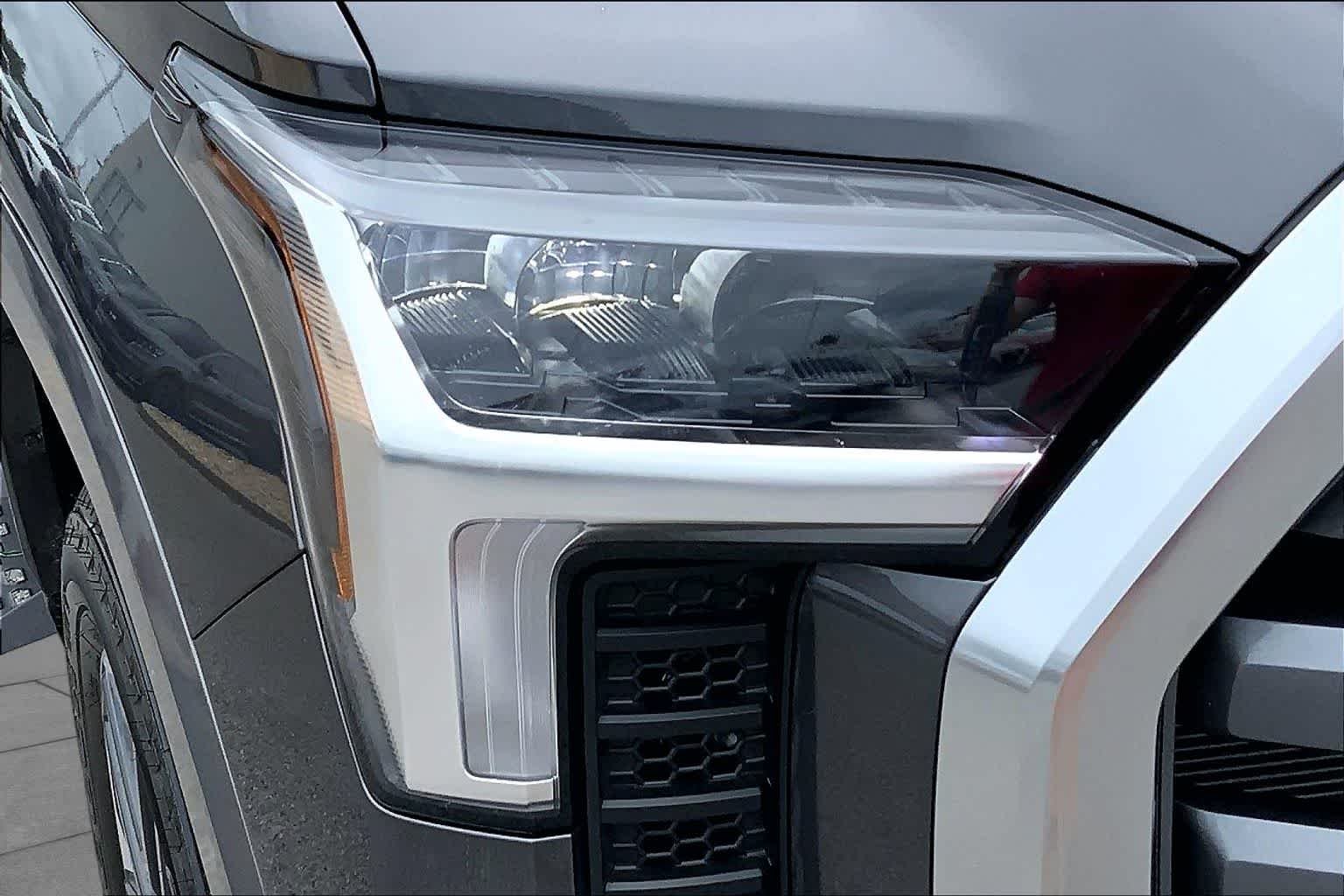Used 2025 Magnetic Gray Metallic Toyota Limited image 27