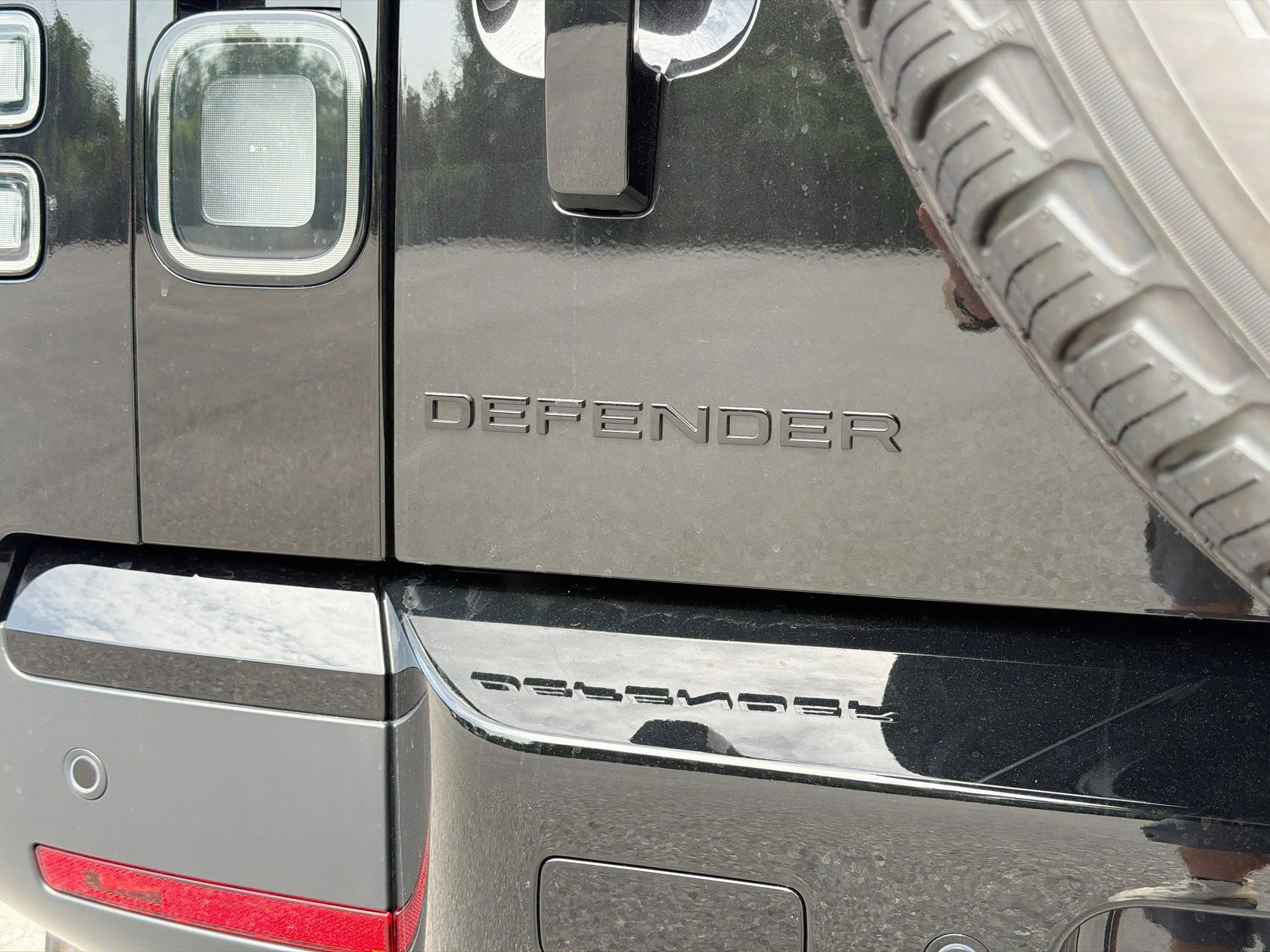 New 2026 Santorini Black Land Rover S image 11