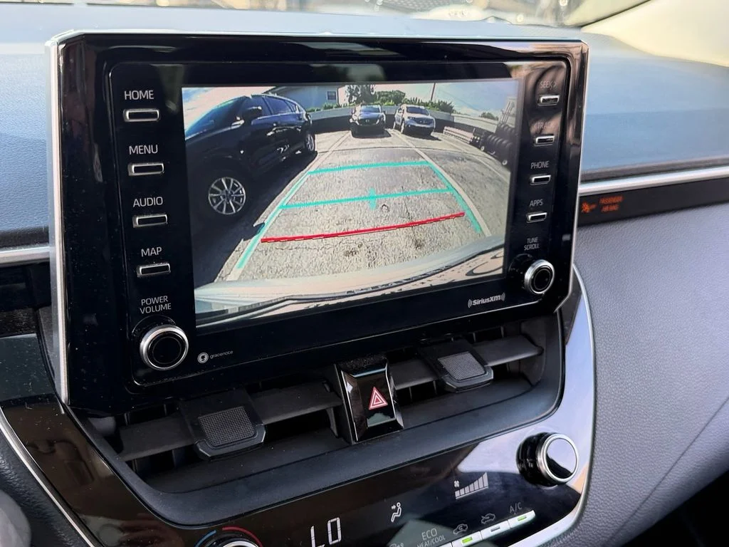 Used 2021 Silver Toyota LE image 22