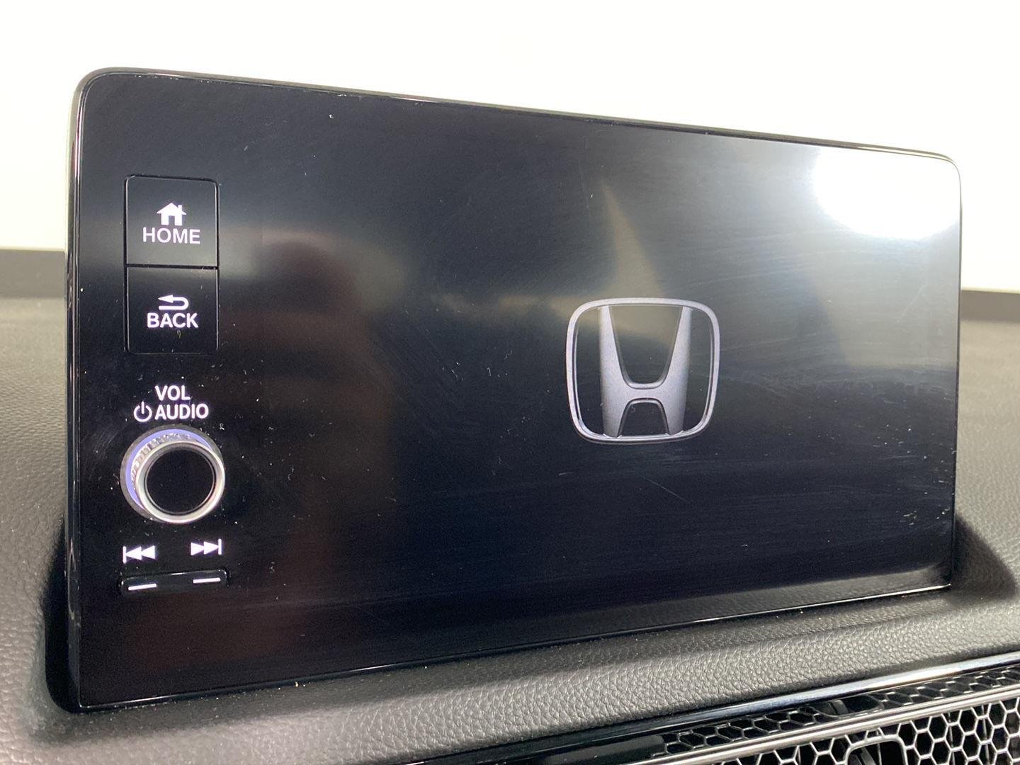 Used 2023 Crystal Black Pearl Honda Touring image 2