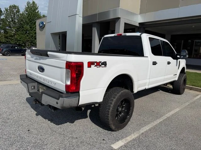 Used 2019 White Ford XLT image 4