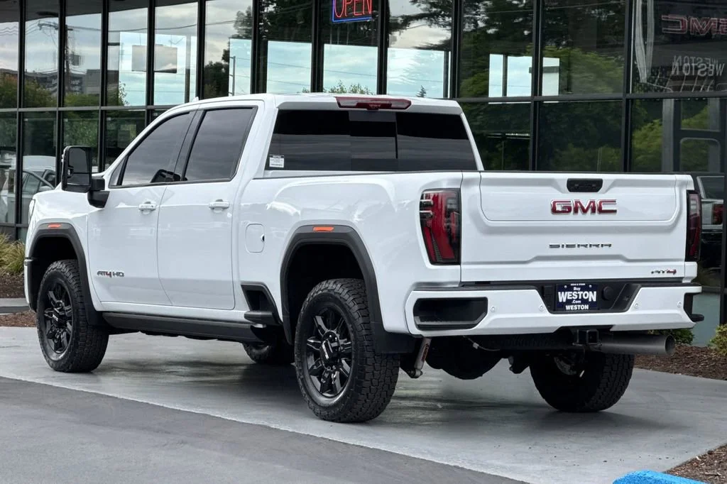2025 GMC Sierra 2500HD AT4 - Photo 6