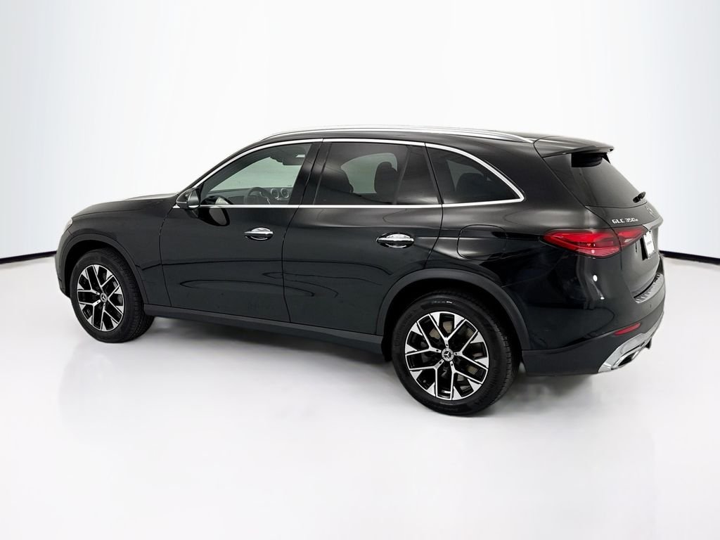 Used 2025 Black Mercedes-Benz GLC 350e image 3