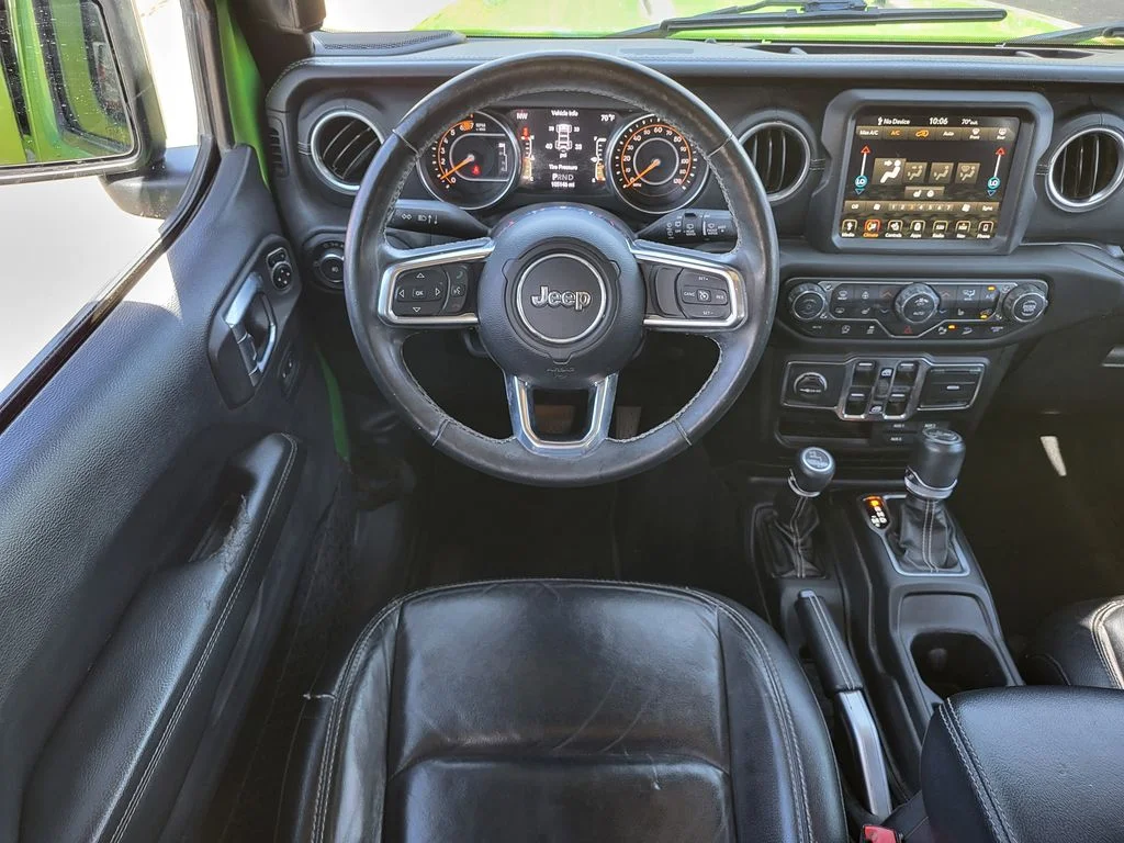 Used 2018 Mojito! Clearcoat Jeep Unlimited Sahara image 20
