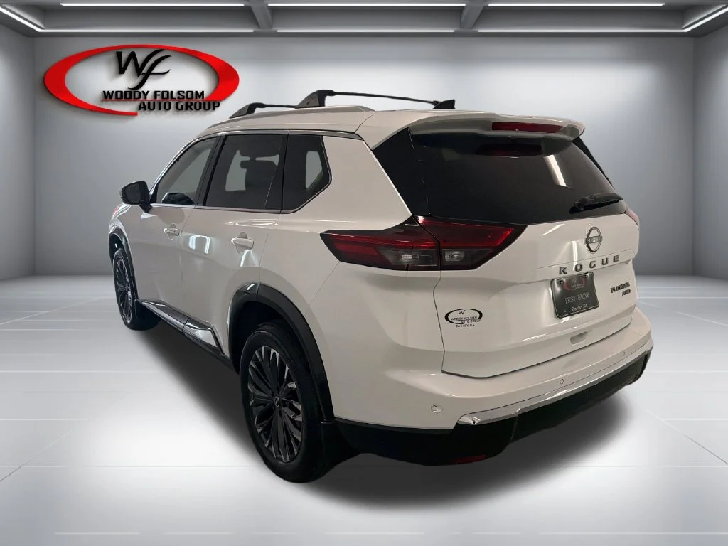 New 2026 Everest White Pearl TriCoat Nissan Platinum image 8