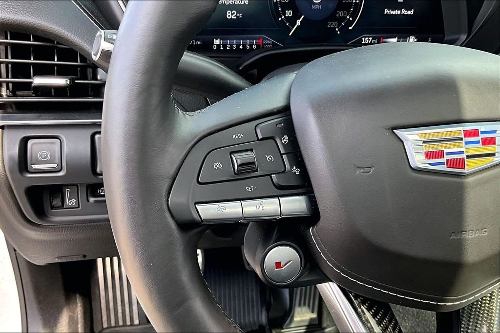 Used 2024 White Cadillac V-Series image 20