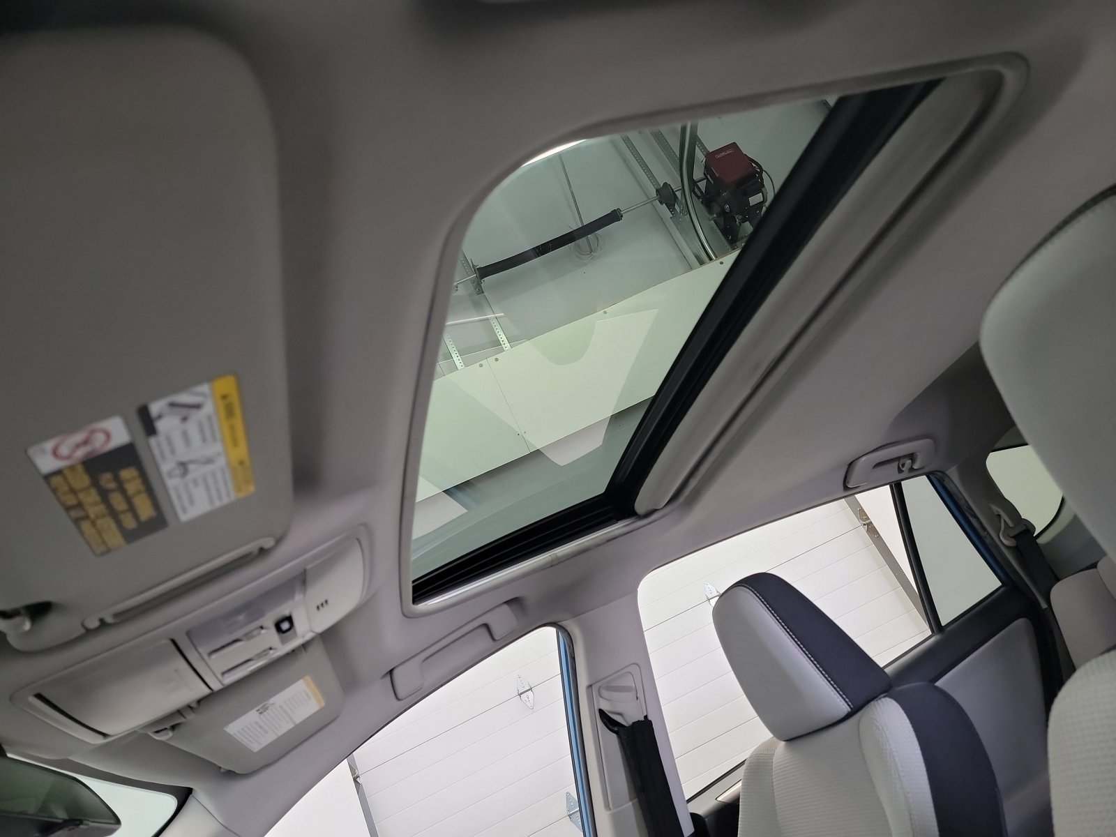 Used 2018 Electric Storm Blue Toyota XLE image 23