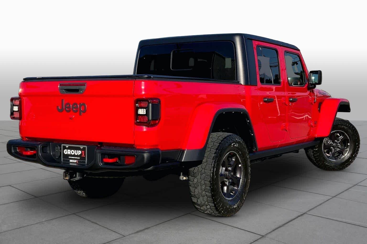Certified Used 2023 Firecracker Red Clearcoat Jeep Rubicon image 13