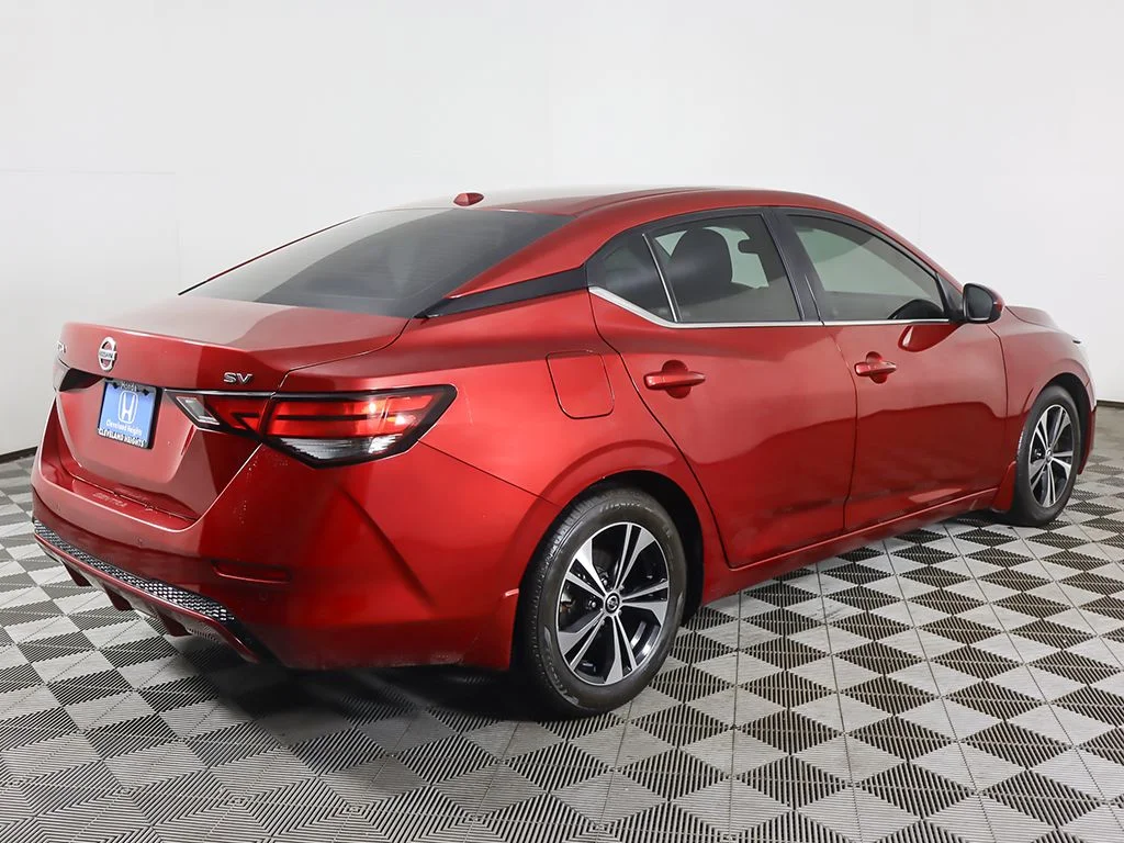 Used 2022 Scarlet Nissan SV image 8