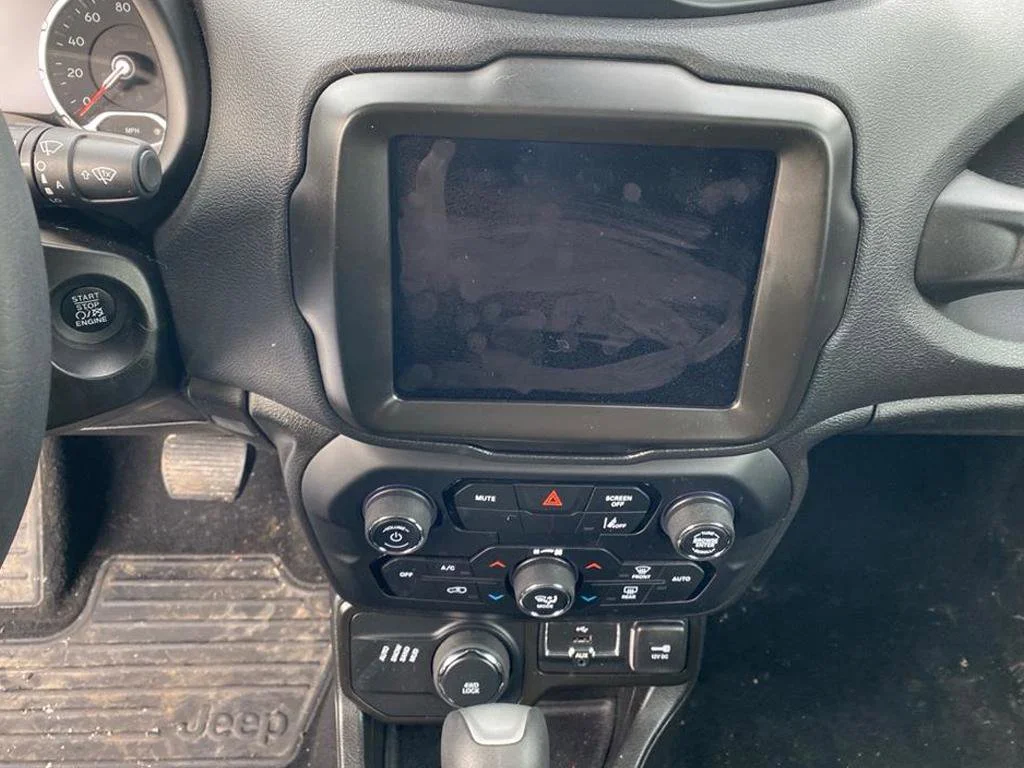 Used 2022 Sting-Gray Clearcoat Jeep Latitude image 7