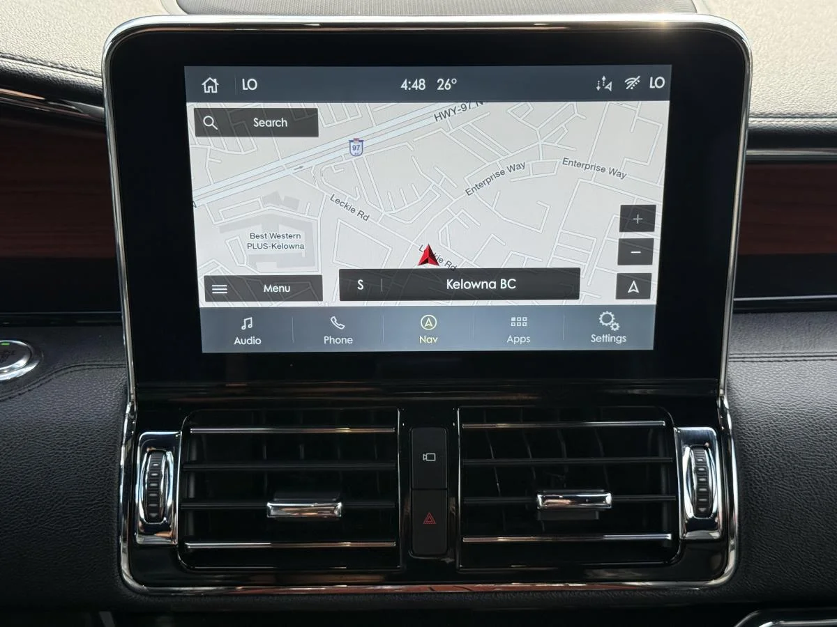 Used 2020 Blue Lincoln Reserve image 23