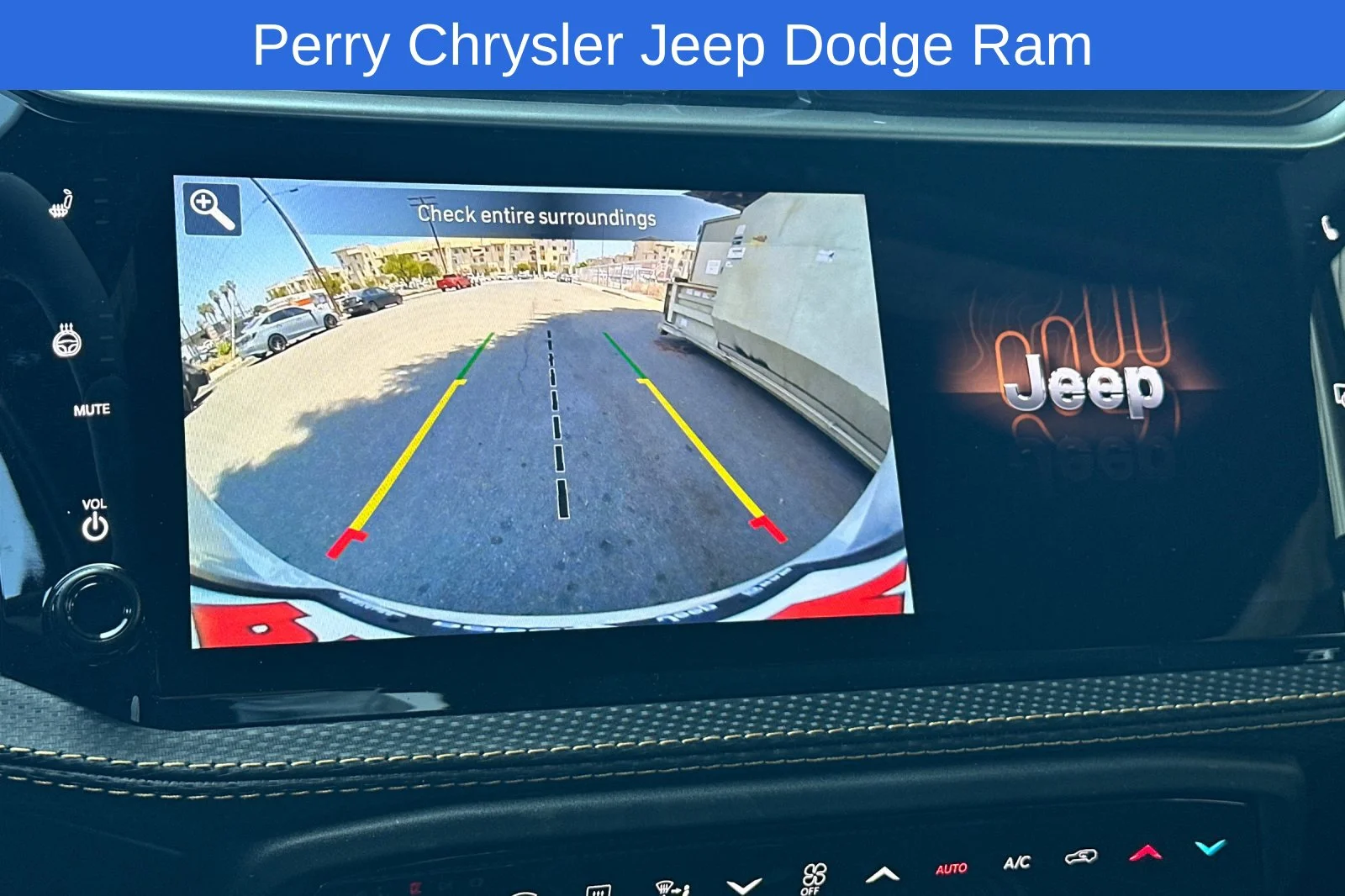 New 2026 Silver Zynith Clear-Coat Exterior Paint Jeep Laredo image 16