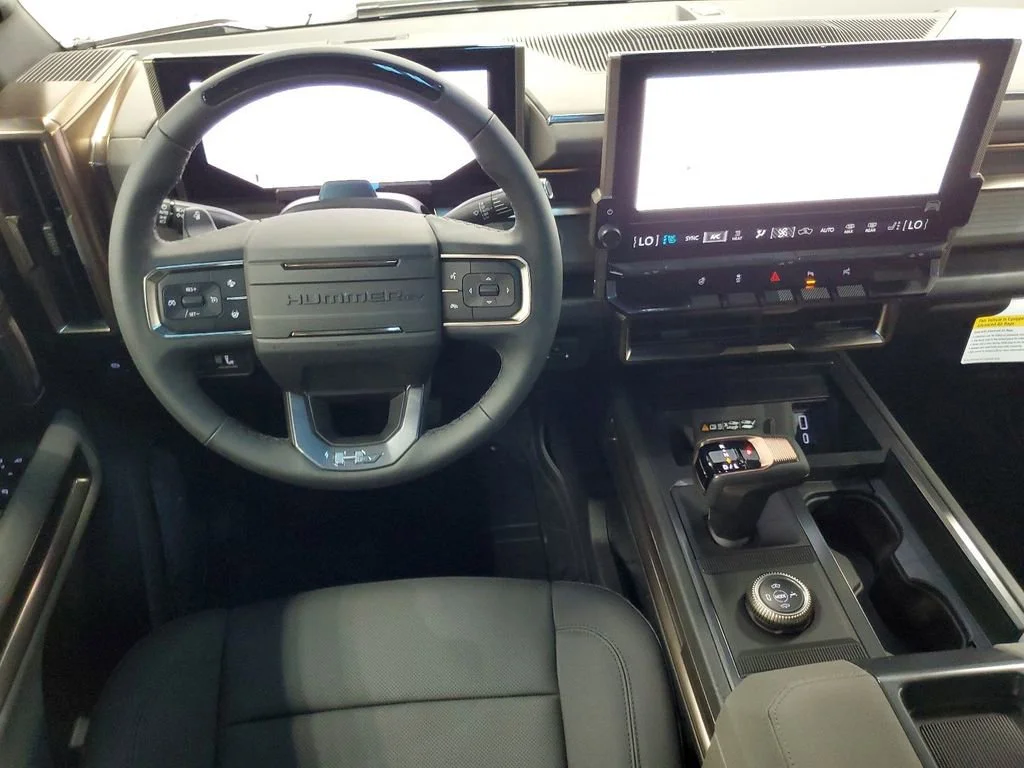 2025 GMC HUMMER EV 3X - Photo 28