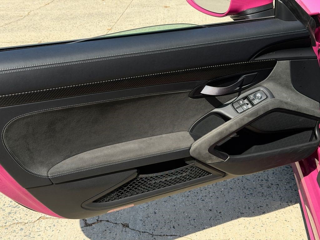 Used 2024 Ruby Porsche RS image 15