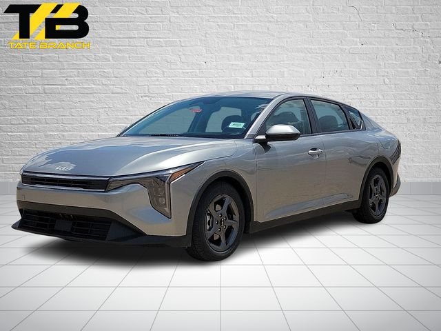 2025 Kia K4 LXS AT's photo