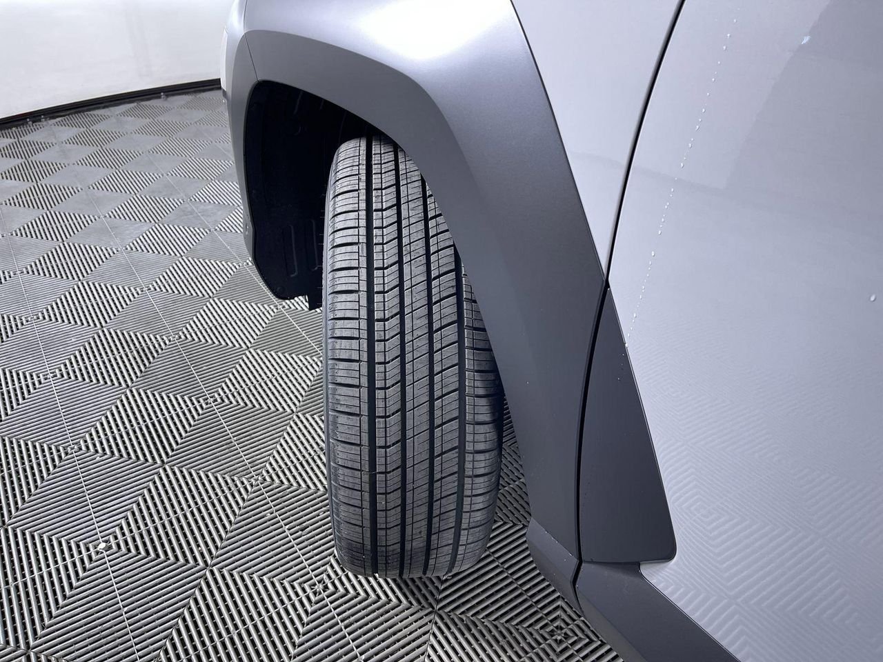 New 2026 Cyber Gray Metallic Hyundai Limited AWD image 10