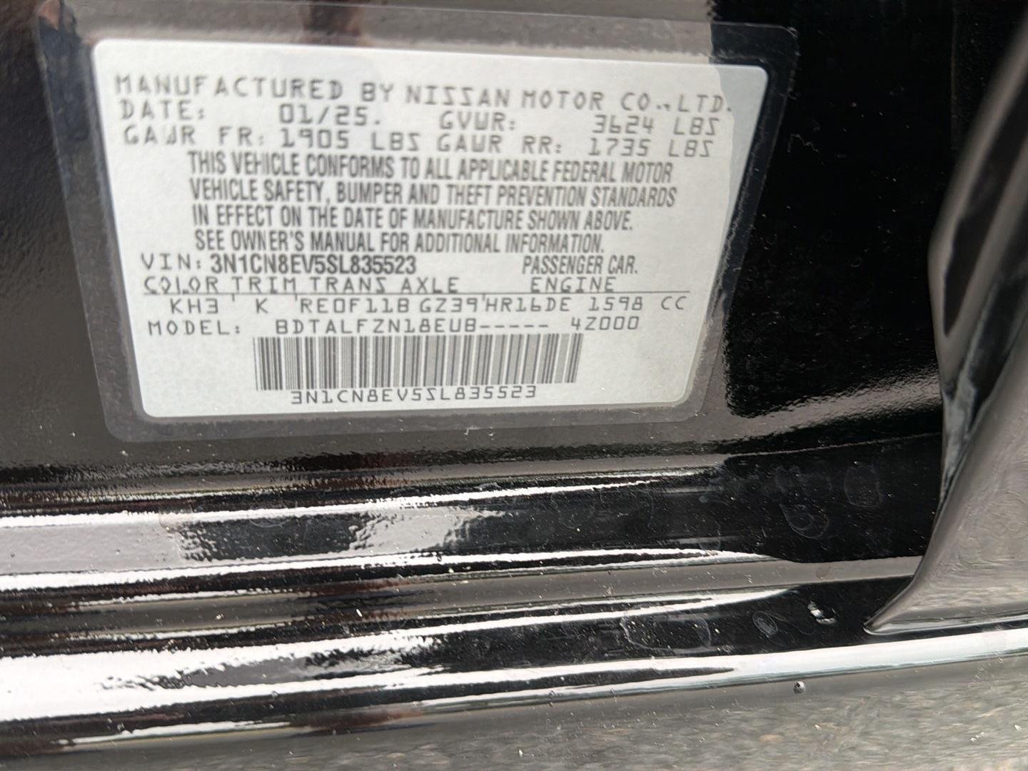Used 2025 Super Black Nissan SV image 38