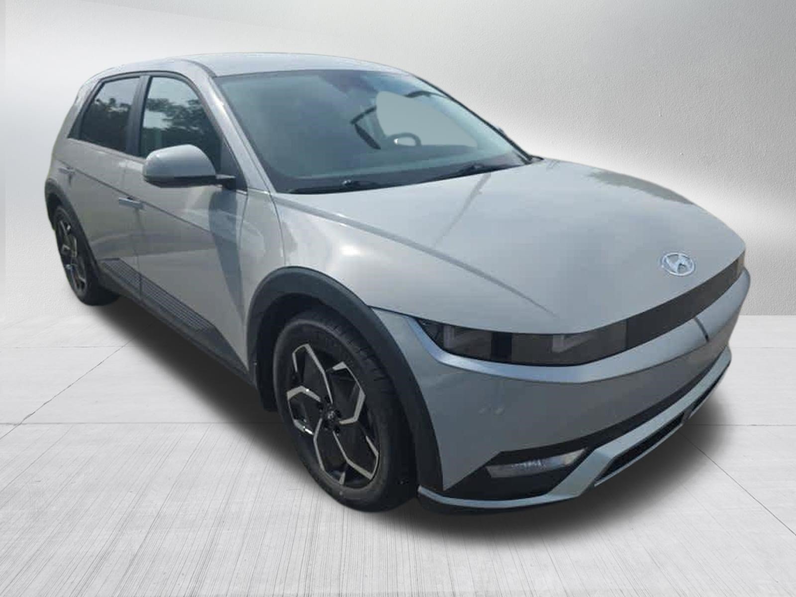 Certified Used 2024 Cyber Gray Hyundai SEL image 4