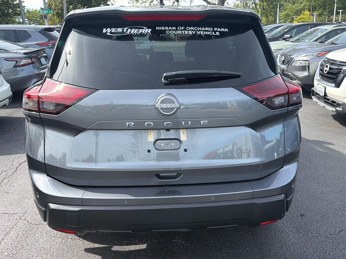 Certified Used 2026 Gun Metallic Nissan S image 21