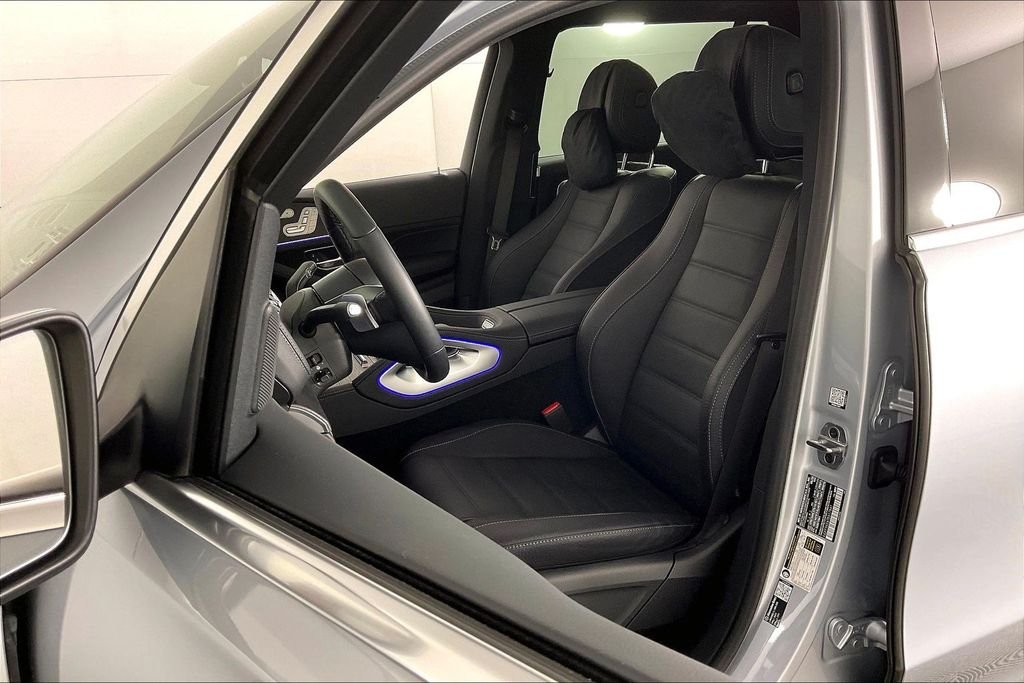 2026 Mercedes-Benz GLS Base - Photo 17