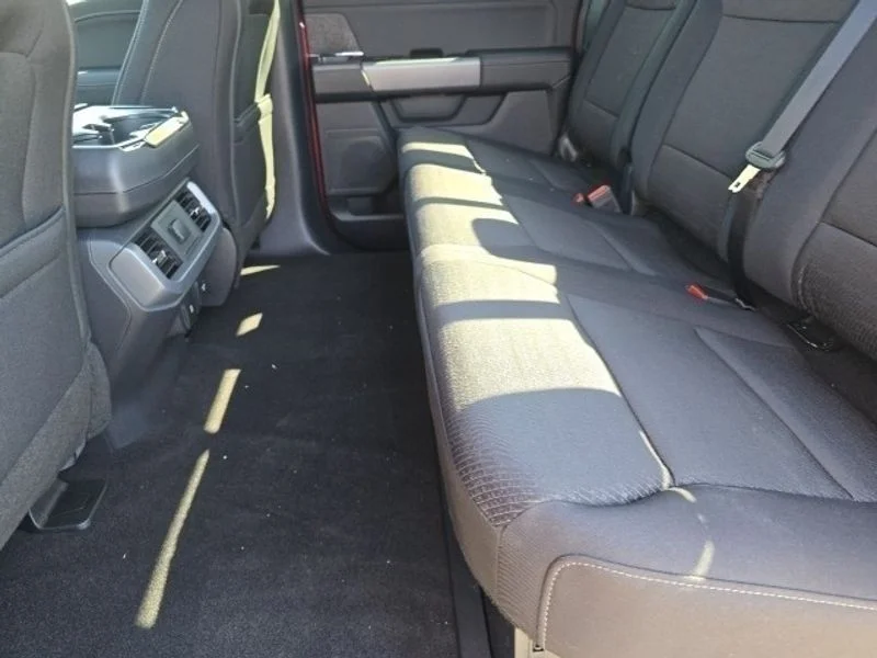 2025 Ford F-150 XLT - Photo 11