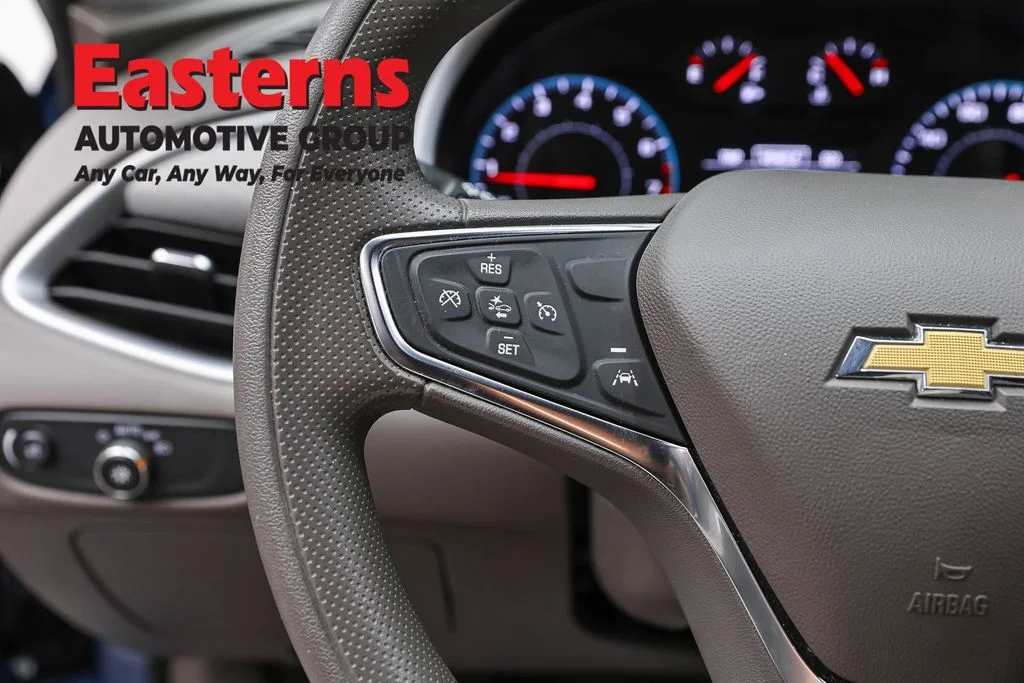 Used 2025 Blue Chevrolet LT image 15