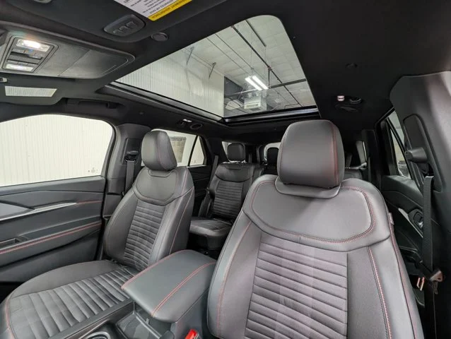 New 2026 Carbonized Gray Metallic Ford ST-Line image 43