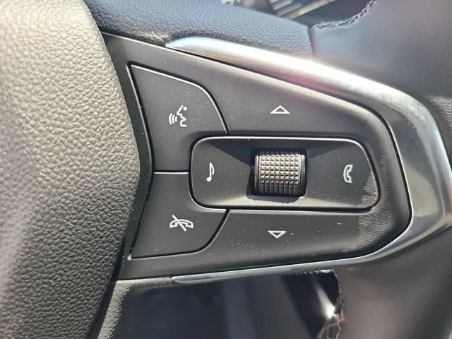 New 2026 Summit White Chevrolet LT image 25