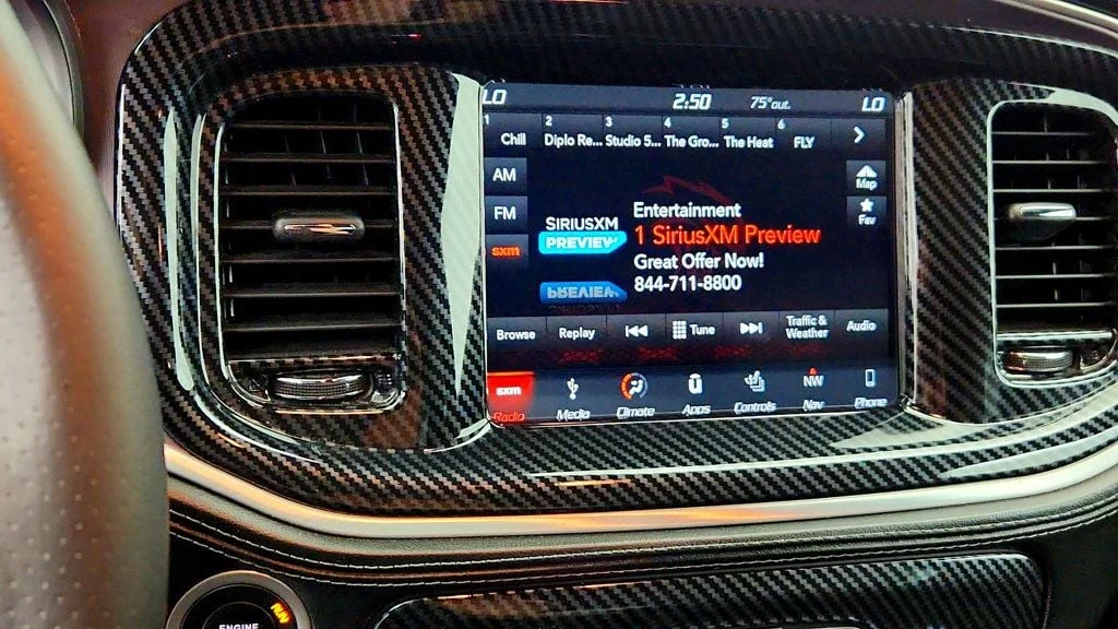 Used 2019 White Knuckle Clearcoat Dodge Charger GT w/ Performance Handling, Plus & Blacktop Pkgs image 20