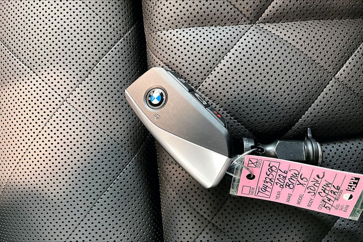 Used 2026 Skyscraper Grey Metallic BMW sDrive40i image 14