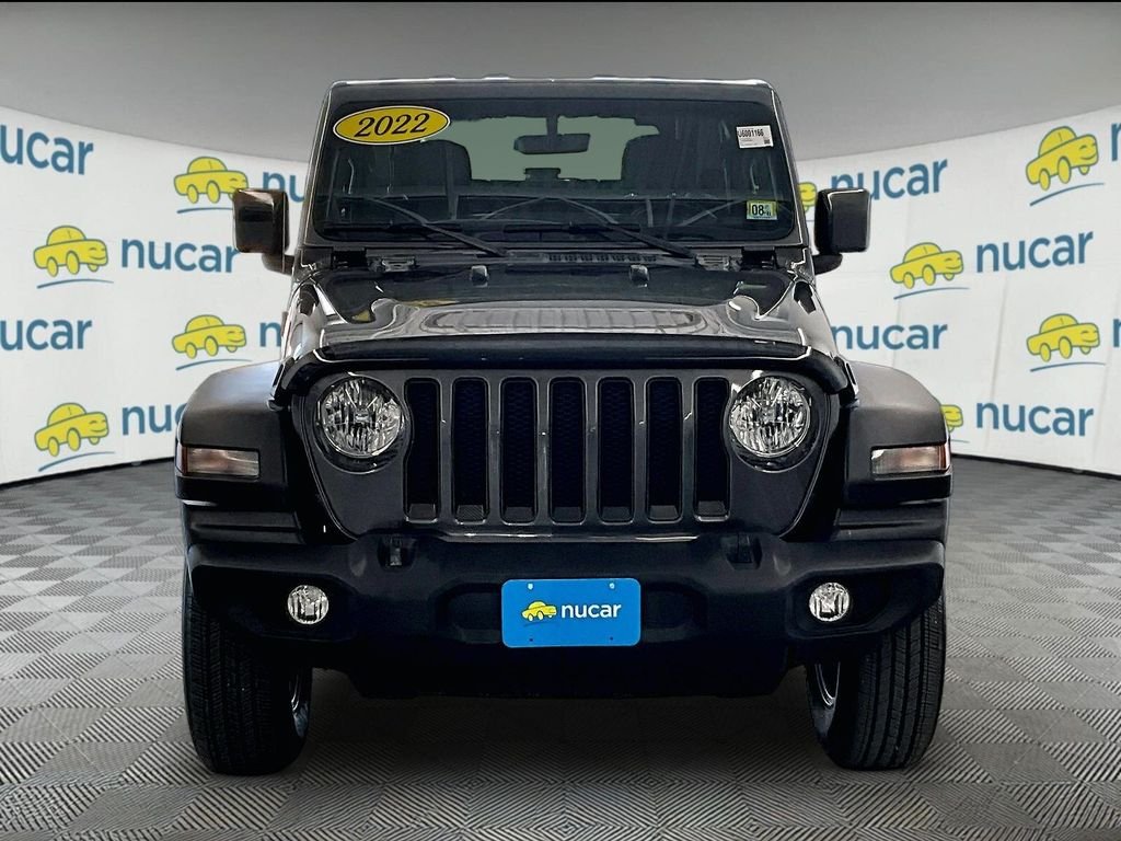 Used 2022 Granite Crystal Metallic Clearcoat Jeep Sport S image 2